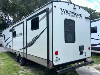 2023 Forest River WILDWOOD 310BHI photo 2