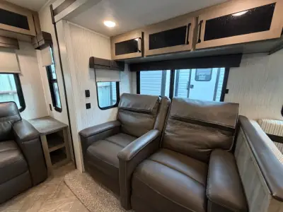 2022 Palomino PUMA 32MBDS photo 25