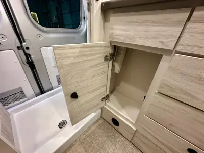 2025 Entegra Coach ARC 18C photo 21