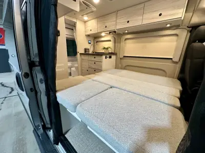 2025 Entegra Coach ARC 18C photo 10
