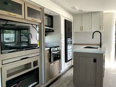 2027 Jayco Eagle HT 294CKBS photo 10
