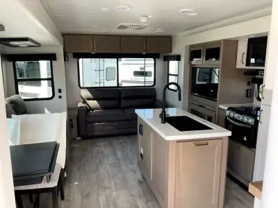 2027 Jayco Eagle HT 294CKBS photo 7