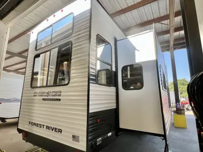 2026 Forest River Cherokee Timberwolf 39DL photo 3