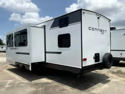 2027 K-Z Connect SE C281BHKSE photo 33