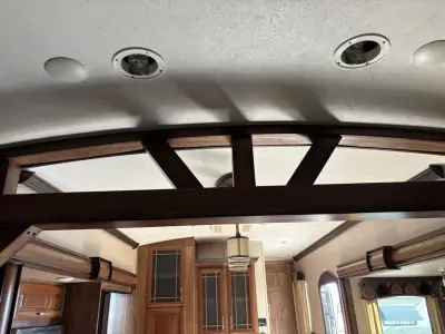 2017 Keystone MONTANA 3660RL photo 17