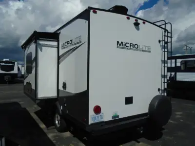 2024 Forest River Flagstaff Micro Lite 21FBRS photo 6