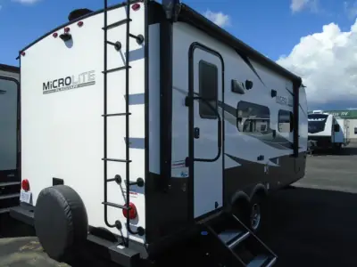 2024 Forest River Flagstaff Micro Lite 21FBRS photo 4