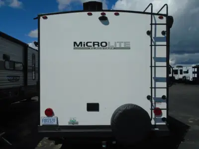 2024 Forest River Flagstaff Micro Lite 21FBRS photo 5