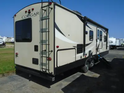 2019 Keystone Cougar Half-Ton Series 27RES photo 5