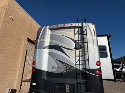 2012 Itasca SUNCRUISER 35P photo 6