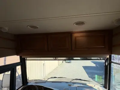 2012 Itasca SUNCRUISER 35P photo 10