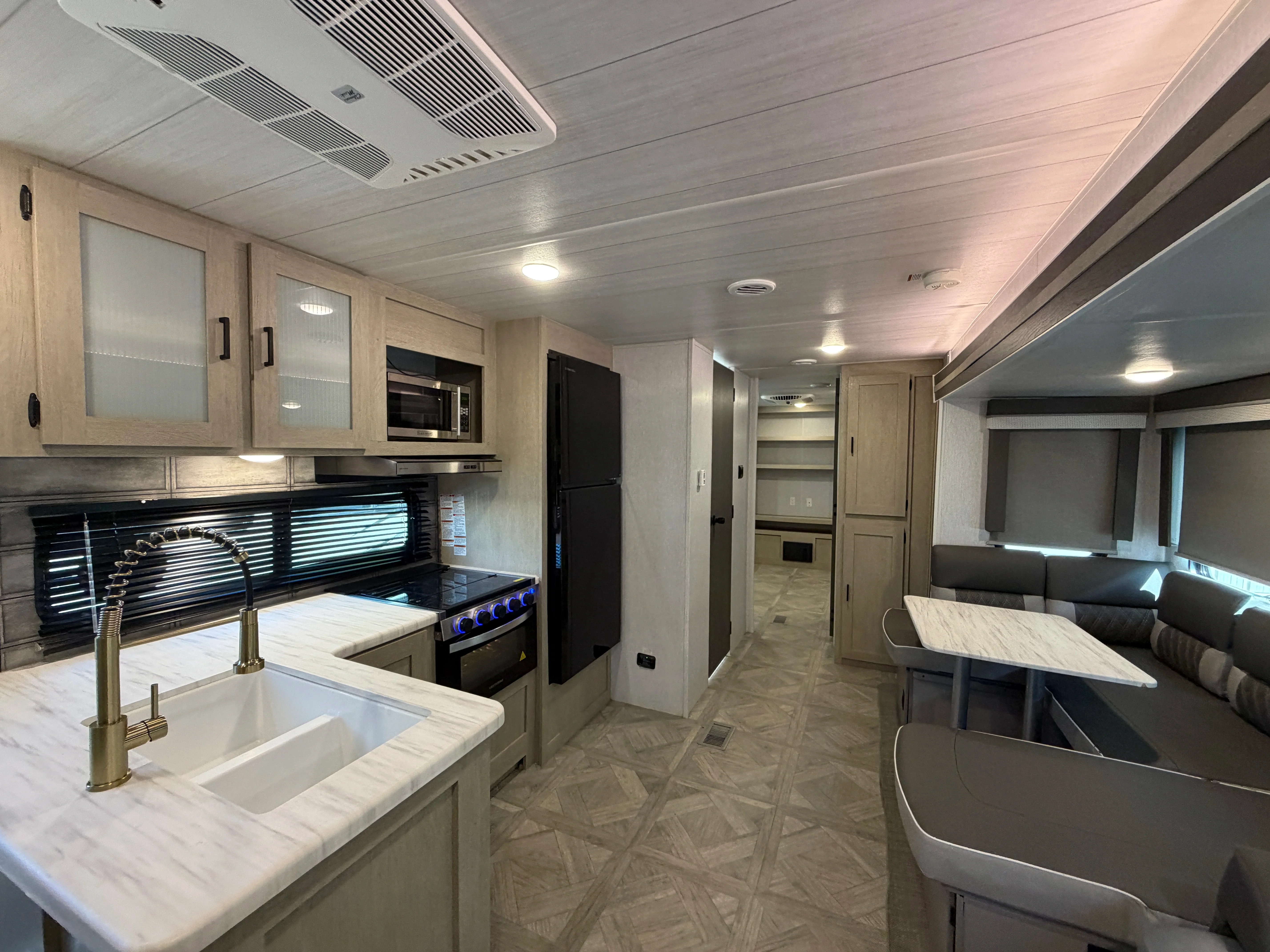 2023 Forest River Wildwood Platinum 31KQBTS exterior