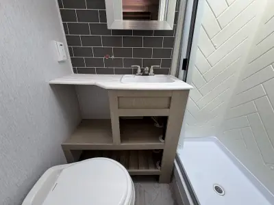 2023 Forest River Wildwood Platinum 31KQBTS photo 37