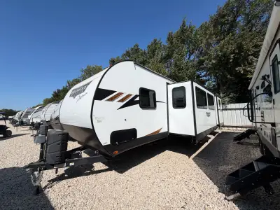 2023 Forest River Wildwood Platinum 31KQBTS photo 7