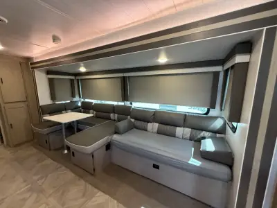 2023 Forest River Wildwood Platinum 31KQBTS photo 30