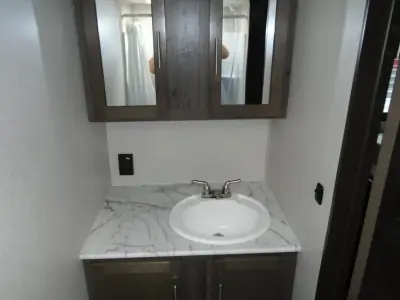 2021 Coachmen Clipper Ultra-Lite 17FQS photo 12