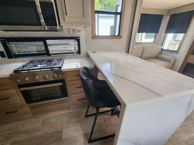 2026 Forest River SANDPIPER 3800RK photo 11