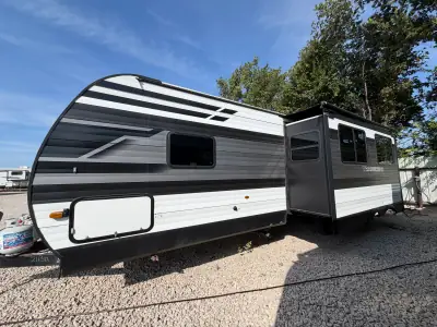 2022 Grand Design TRANSCEND XPLOR 321BH photo 2