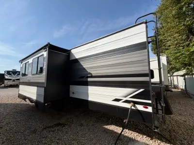 2022 Grand Design TRANSCEND XPLOR 321BH photo 7