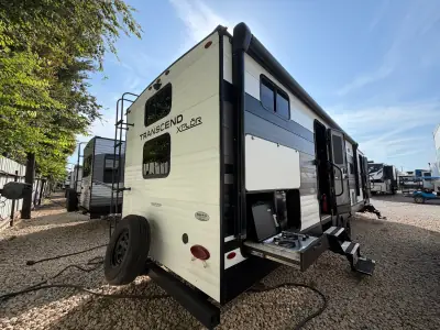 2022 Grand Design TRANSCEND XPLOR 321BH photo 11