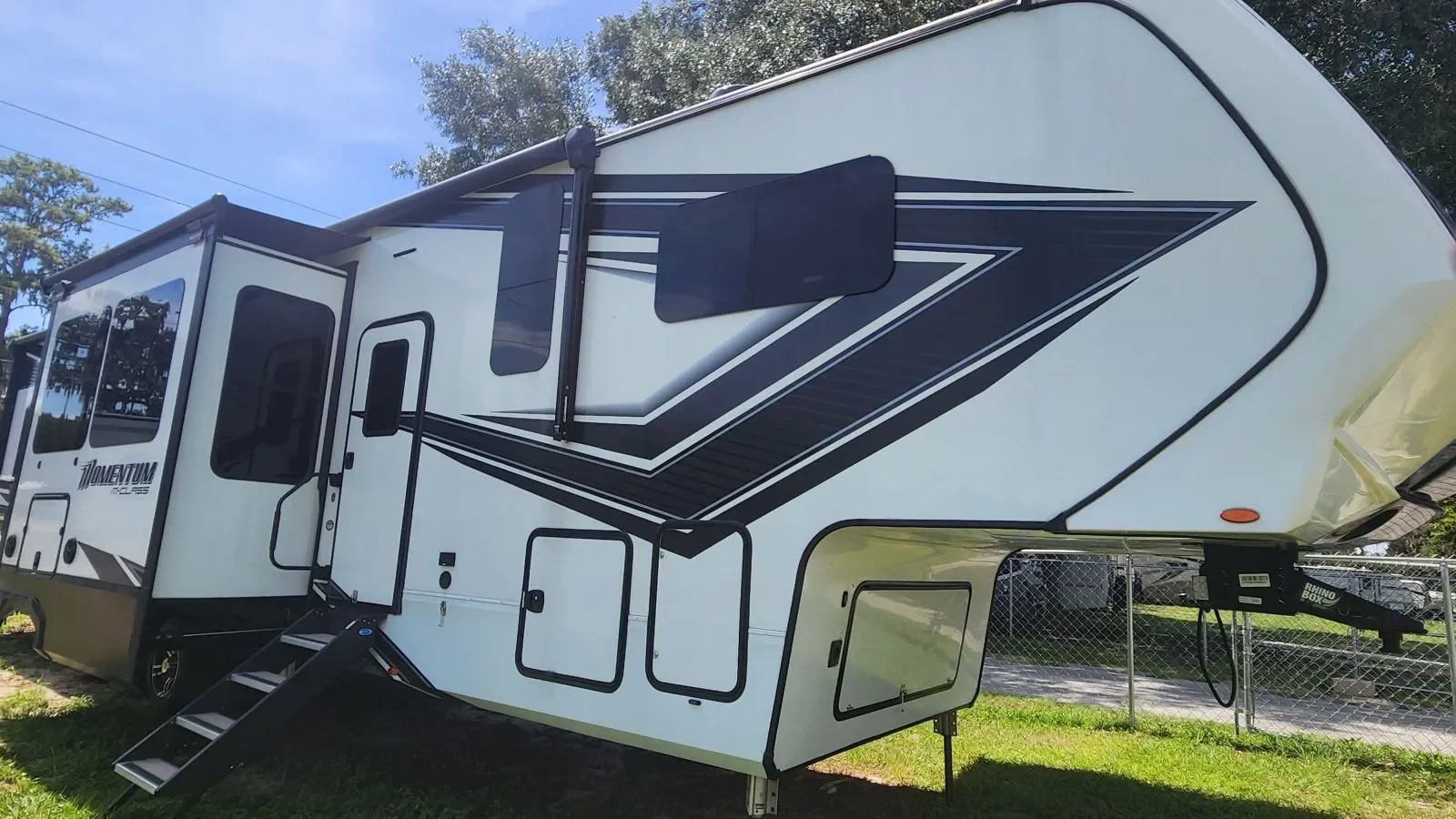 2023 Grand Design MOMENTUM 381MS exterior