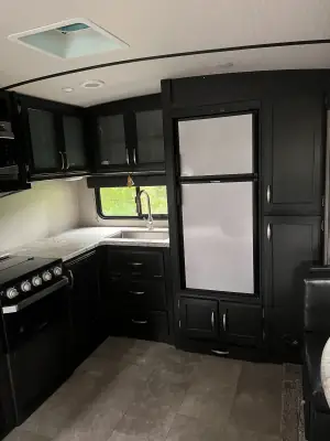 2019 Forest River GRAND DESIGN 2820T photo 4