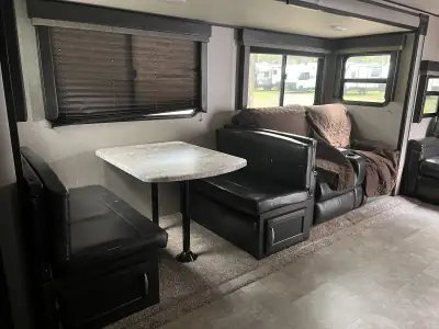2019 Forest River GRAND DESIGN 2820T photo 10