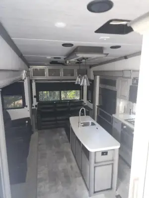 2020 Keystone Montana 3120RL photo 7