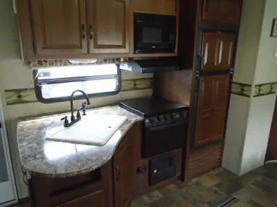 2014 Keystone Outback 310TB photo 12
