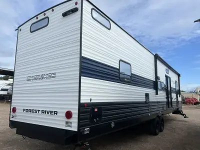 2027 Forest River Cherokee Timberwolf 39HBA photo 3