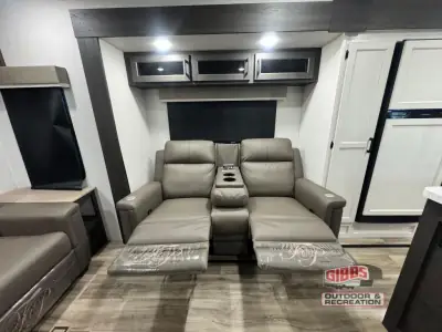 2025 Venture SportTrek Touring Edition STT343VIK photo 12