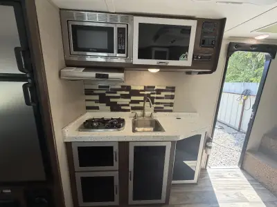 2019 Travel Lite FALCON 27BHK photo 6