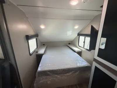 2019 Travel Lite FALCON 27BHK photo 16