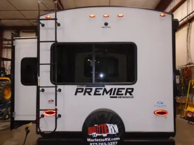 2023 Keystone Premier Ultra Lite 25FKPR photo 4