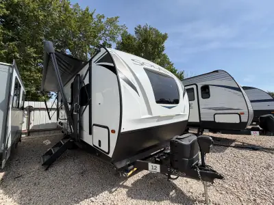 2022 Palomino SOLAIRE ULTRA LITE 242RBS photo 11