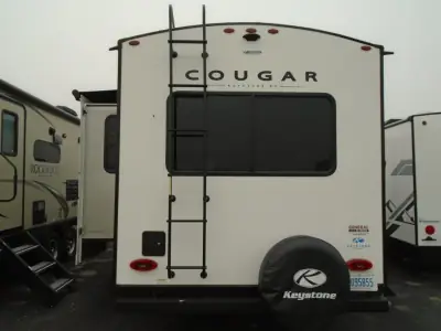 2024 Keystone Cougar Half-Ton 25RDS photo 4