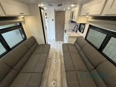 2026 Gulf Stream BT Cruiser 5210 photo 4