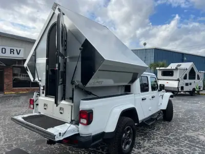 2027 A-Liner SWITCHBACK photo 4