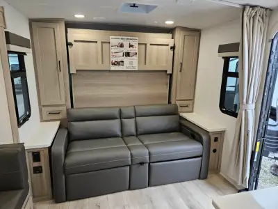 2026 Forest River Flagstaff Micro Lite 25FBH photo 8