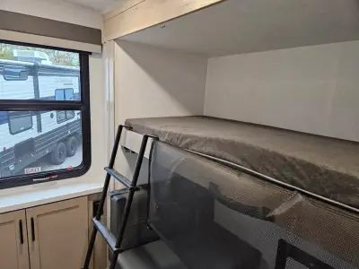 2026 Forest River Flagstaff Micro Lite 25FBH photo 24