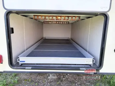 2018 Keystone Montana 3791RD photo 39