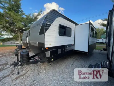2026 Keystone Hideout Sport 269DB photo 4