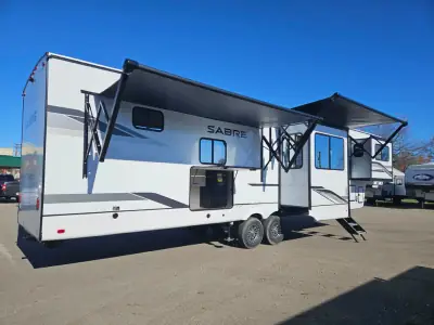 2026 Forest River Sabre 37FLH photo 12