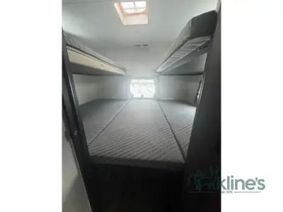 2026 Venture Stratus SR291VQB photo 8