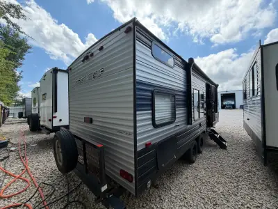 2022 Forest River Cherokee Grey Wolf 26DJSE Special Edition photo 17