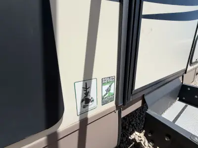 2017 Forest River FLAGSTAFF SUPER V 28VRBS photo 22