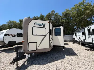 2017 Forest River FLAGSTAFF SUPER V 28VRBS photo 32