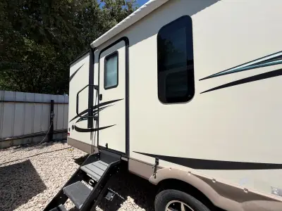 2017 Forest River FLAGSTAFF SUPER V 28VRBS photo 20