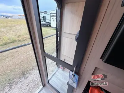2026 Travel Lite Up Country 575U-XS photo 15