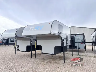 2026 Travel Lite Up Country 575U-XS photo 2